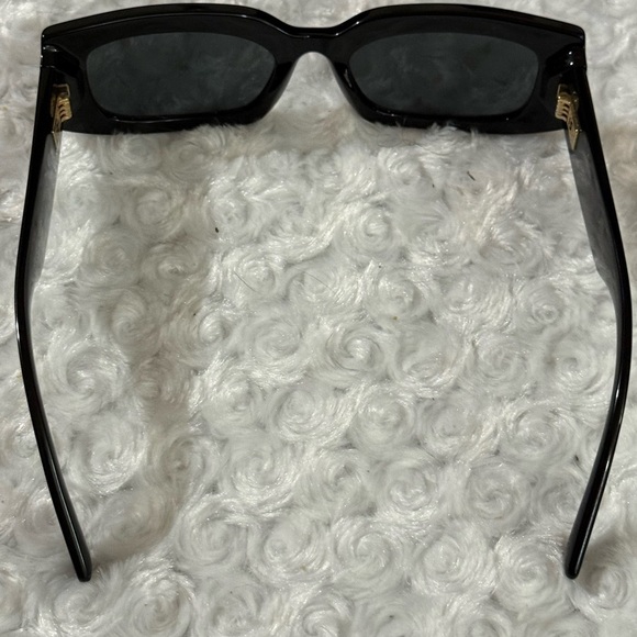 Dolce & Gabbana Sunglasses Black 100% authentic - Picture 7 of 16